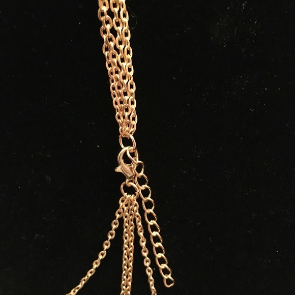 🎊Host Pick🎊Pentagram Multilayer Goldtone Necklace New - Picture 5 of 6